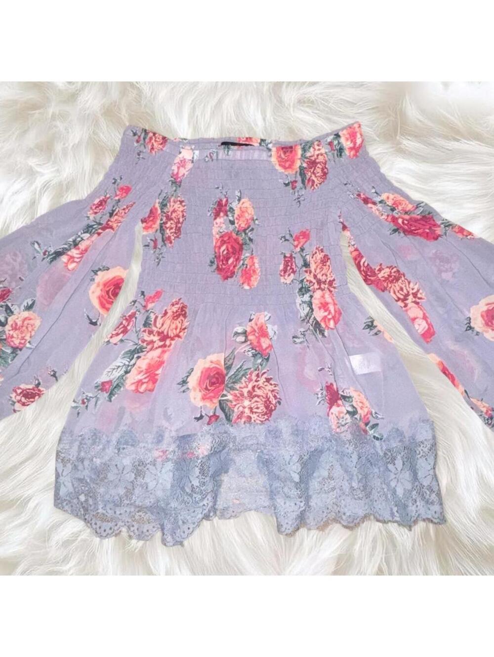 Derek Heart purple Floral Off Shoulder Peasant Top | Lace Hem | Size Small